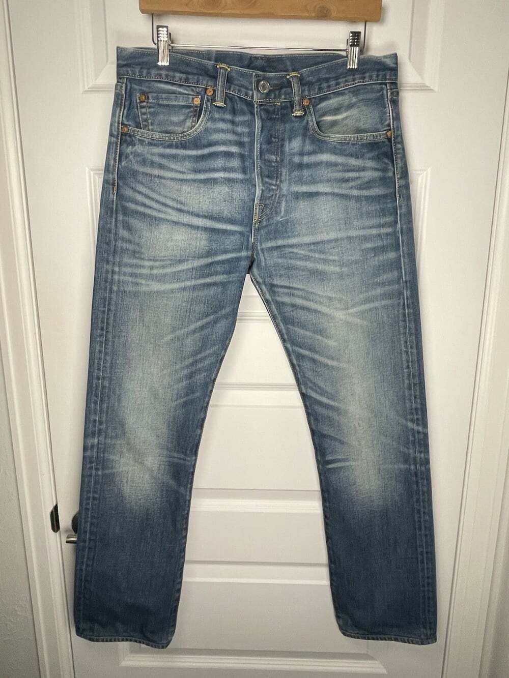 Levis 501 Red Tab Leather Patch Actual 32x29 Faded Whiskering Honeycombs Jeans